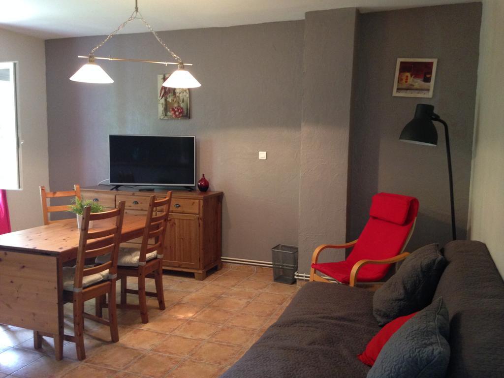 Logis Hotel Restaurant Auberge De L'Espinouse Fraisse-sur-Agout Bagian luar foto