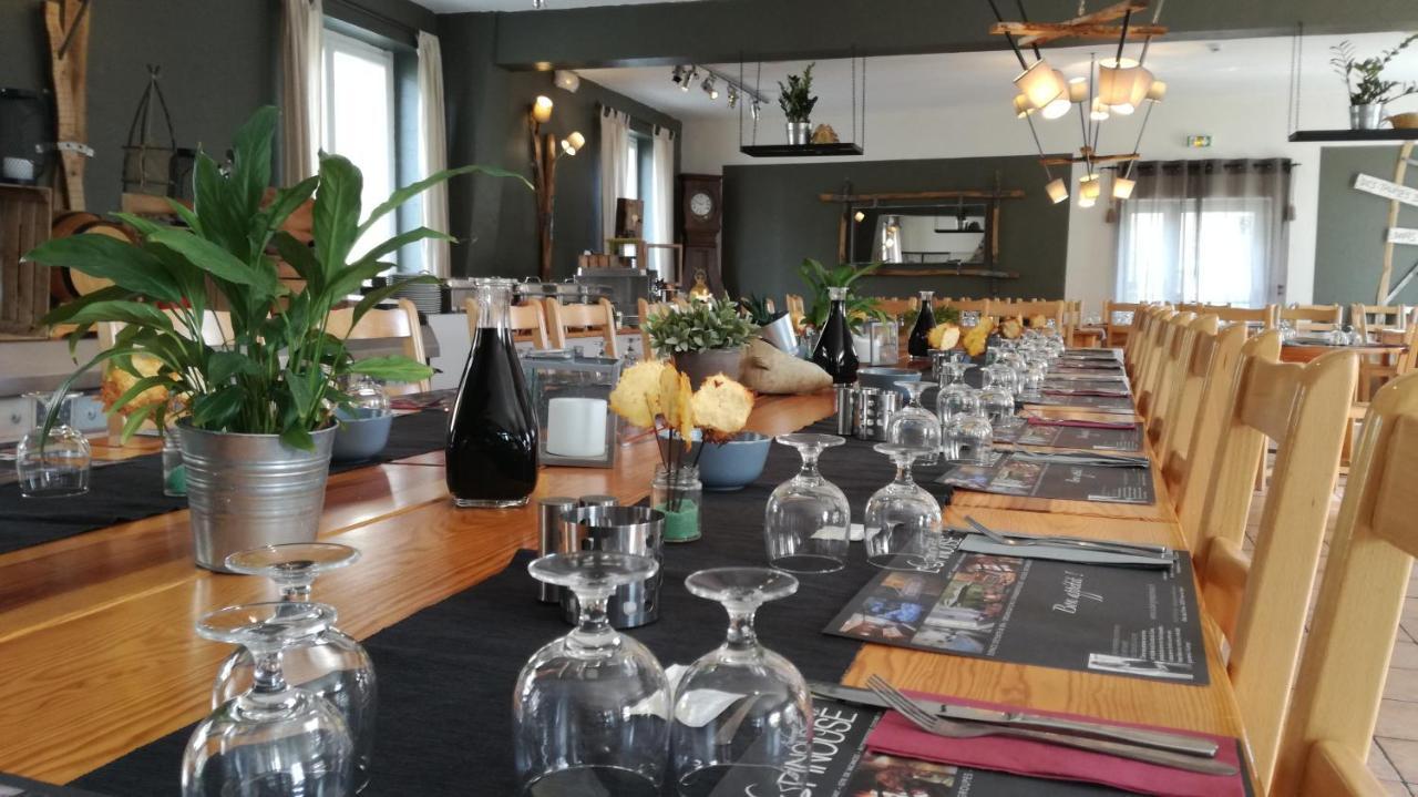Logis Hotel Restaurant Auberge De L'Espinouse Fraisse-sur-Agout Bagian luar foto