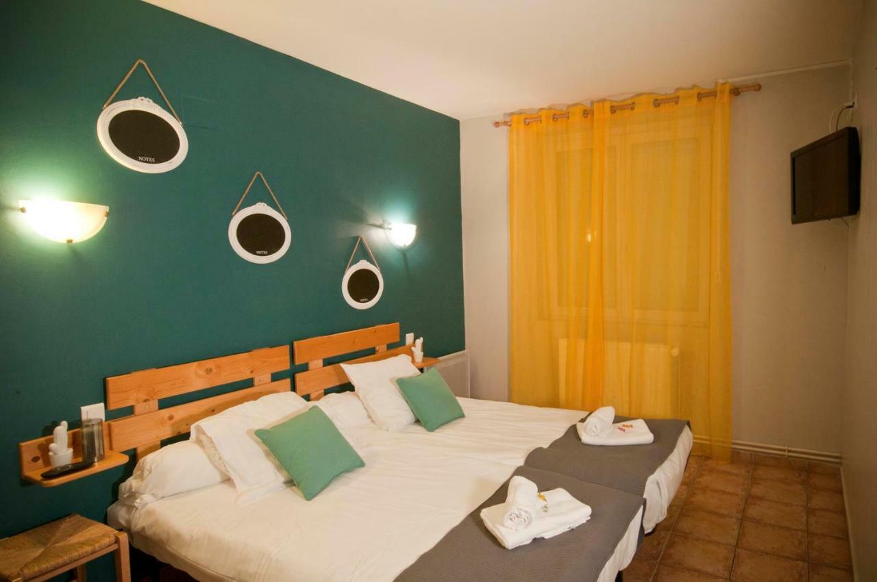 Logis Hotel Restaurant Auberge De L'Espinouse Fraisse-sur-Agout Bagian luar foto